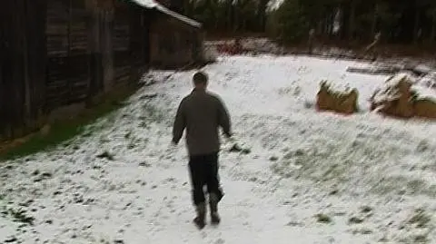 Sąsiedzi pomagają mu żyć