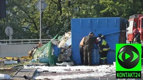 Ciężarówka z odpadami zakorkowała Kraków