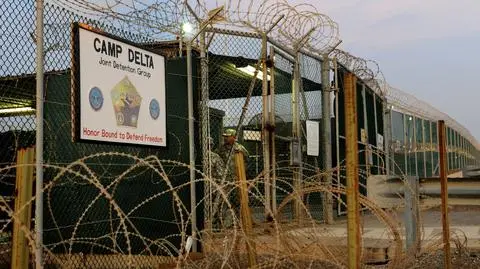 Chcą 666 tys. dolarów za puszczanie muzyki 
w Guantanamo