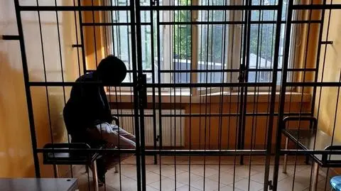 27-latek zgłosił na policji, że to on wciągnął dziewczynkę do samochodu