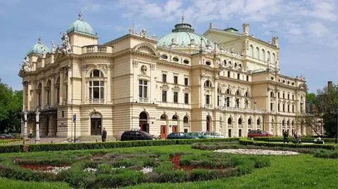 Kraków. Dwa ule staną na dachu Teatru im. Słowackiego