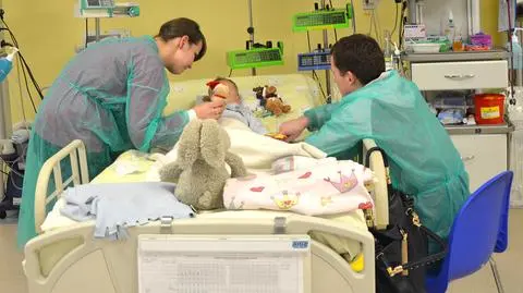 Adaś już wybudzony ze śpiączki farmakologicznej