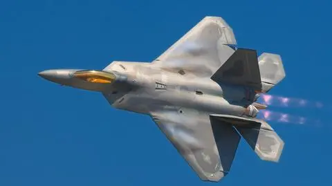 F-22 jest mało. Amerykanie dyskutują nad wznowniem produkcji F-22
