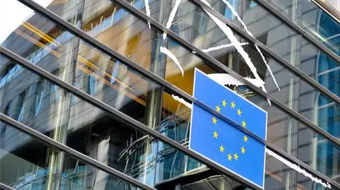Unijny raport krytykuje reformy konstytucyjne na Węgrzech. Większość polskich europosłów przeciw