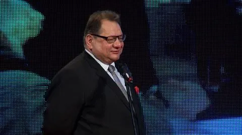 Ryszard Kalisz w dobrym humorze