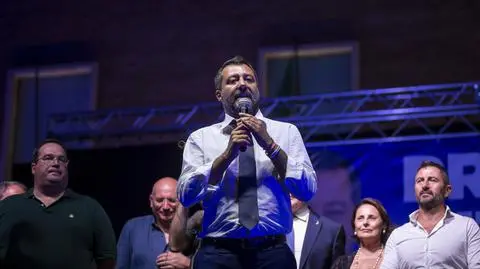 Włoskie media odnoszą się do kryzysu w koalicji rządowej, która zawiązała się po wyborach w 2018 roku 