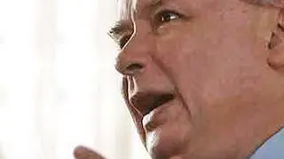 Premier chce koalicji by zmienić konstytucję