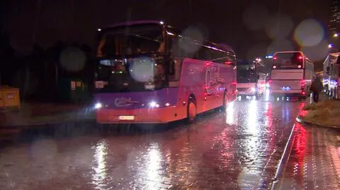 W deszczu i o świcie wyjechali protestować. 
"Nie ma dialogu, musimy pokazać swoje na ulicy" 