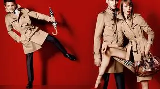 Romeo Beckham występuje w reklamie Burberry obok Edie Campbell i Charliego France'a