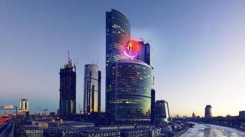 Hołd dla Hobbita nie zapłonie nad Moskwą. "Symbol zła" przeniesiony do Petersburga?