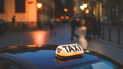 Od nowego roku aplikacje taksówkowe zostaną usankcjonowane przez prawo