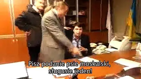"Pisz podanie psie moskalski, sługusie jeden!"