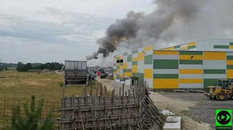 Płonie wysypisko śmieci w powiecie koneckim