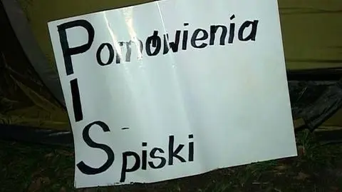 Pierwsza noc biało-czerwonego miasteczka