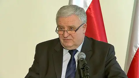 Kazimierz Kujda issued a statement in which he admitted to signing some documents with the communist secret service
