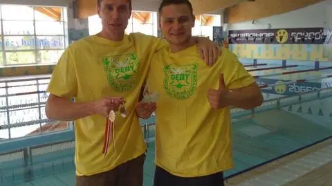 Trenuje, by przepłynąć z Helu do Gdyni