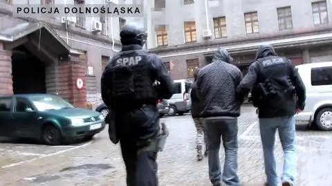 Dwie osoby oskarżone o uprowadzenie kobiety. Żądały okupu