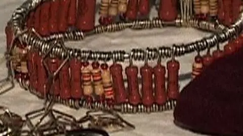 Biżuteria pod napięciem, czyli recykling artystyczny