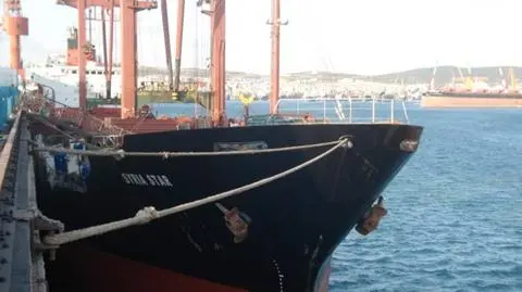 Piraci uciekli z uprowadzonego statku