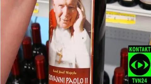 Jan Paweł II na jednej półce z Hitlerem