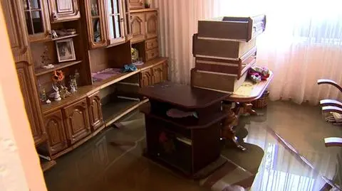 Woda wdarła się do domów