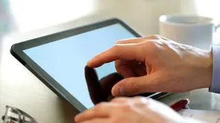 Kontrola UKE: 55 proc. tabletów nie spełnia wymagań