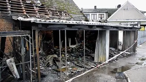Pożar sklepu z fajerwerkami w Krajniku Dolnym