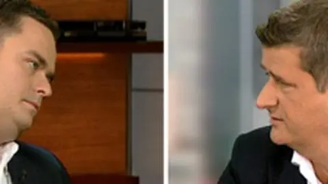 Palikot "w krzyżu widzi symbol pisowski"