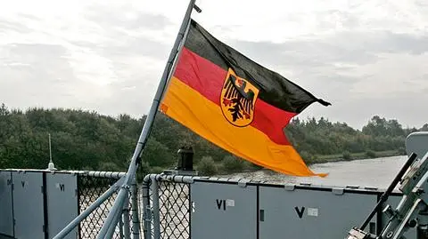 Związali bosmana, pomalowali ciało. Poszło o spanie