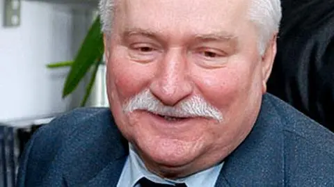 Frasyniuk doradza Wałęsie "bicie po twarzy"