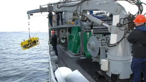 Nurkowie usunęli torpedy z II wojny z podejścia do portu w Gdyni