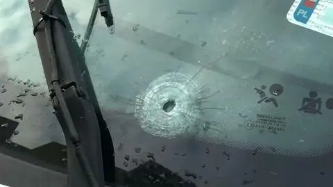 Ścigany przestępca potrącił policjanta. Padły strzały