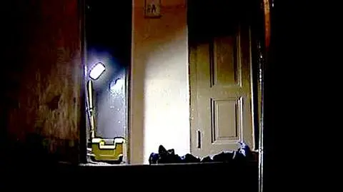 Gdy ratownicy weszli do mieszkania, kobieta i mężczyzna już nie żyli