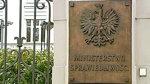 Śledztwa się ślimaczą, jest kontrola