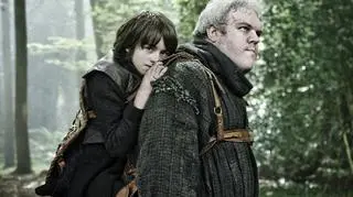 Kristian Nairn jako Hodor i Isaac Hempstead-Wright jako Bran Stark w "Grze o tron"