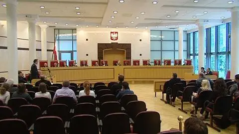 Zamrożenie płac dla sędziów zgodne z konstytucją