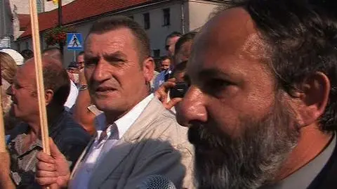 "Hańba Wiktorowi Juszczence"