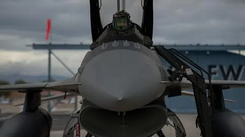Iraccy piloci F-16 mogą mieć problem przez dekret Trumpa