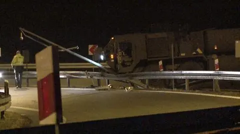 Amerykańskie wojsko zablokowało zjazd z autostrady
