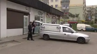 Karawan na razie skutecznie odstraszał klientów