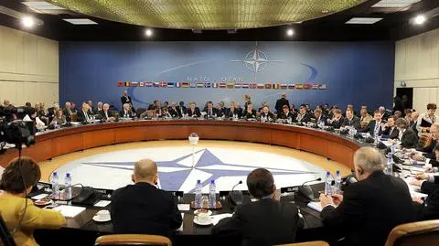 Londyn i Warszawa jednym głosem o NATO