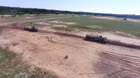 Testy automatycznych ciężarówek US Army