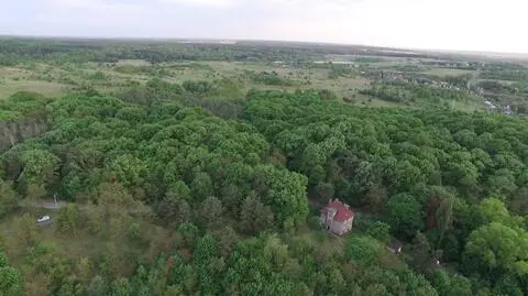 Przejmą działkę razem z domem?