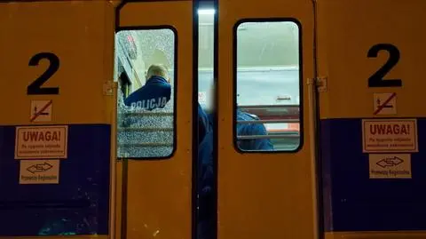 Zatrzymali jedenastą osobę po ataku pseudokibiców na pociąg
