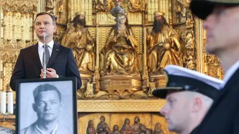 Grupiński o mowie Dudy na pogrzebie "Inki". "Zakłamuje historię"