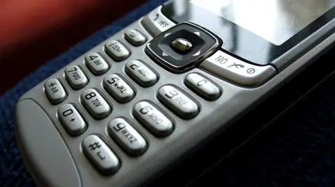 Działa, nie działa. Zamieszanie z biletem przez telefon