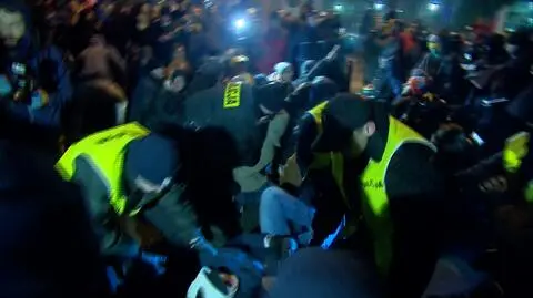 Policja publikuje zdjęcia manifestantów z 16 grudnia