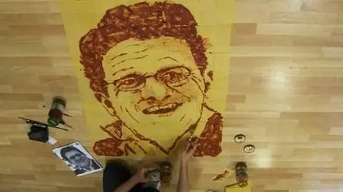 Capello uwieczniony w makaronie