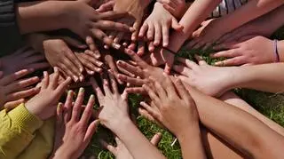 Parlament usuwa rasę z prawa