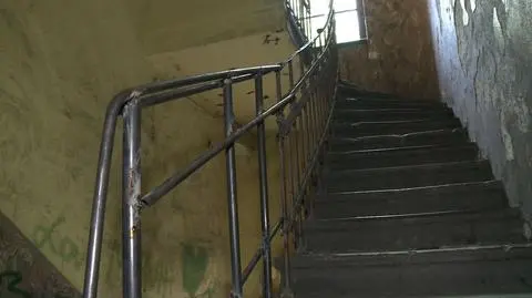 Pijany żołnierz nabił się na pręt balustrady. Nie żyje
